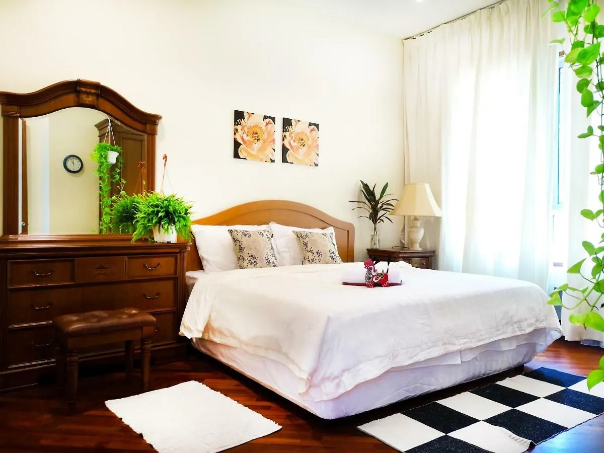 Проживание в семье Batu Ferringhi Beach Villa Малайзия